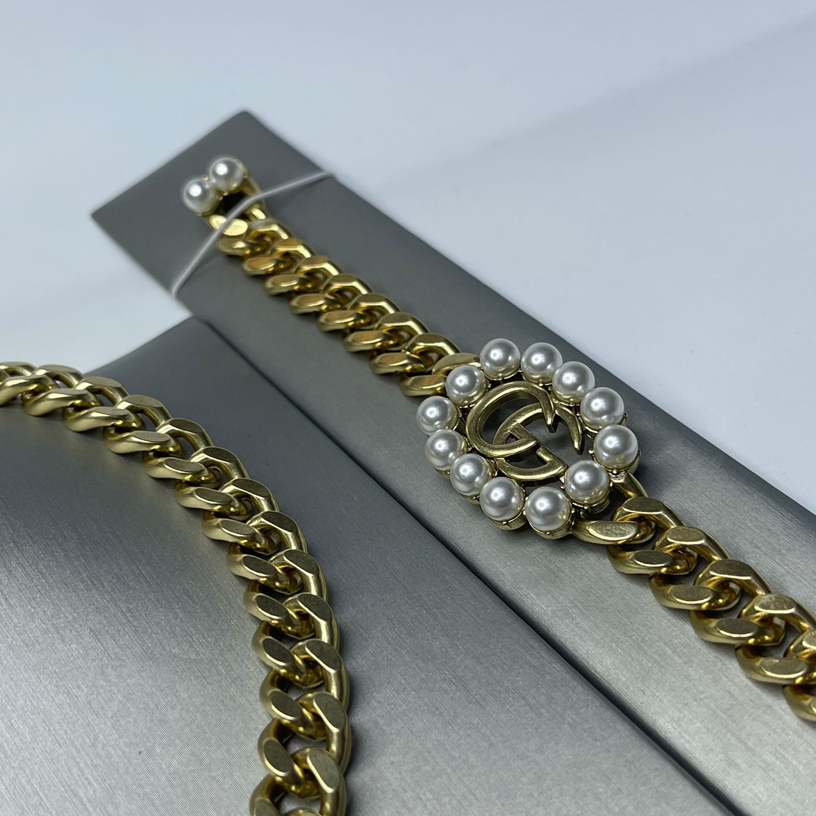 Gucci Gold Necklace & Bracelet Set – Luxe & Timeless