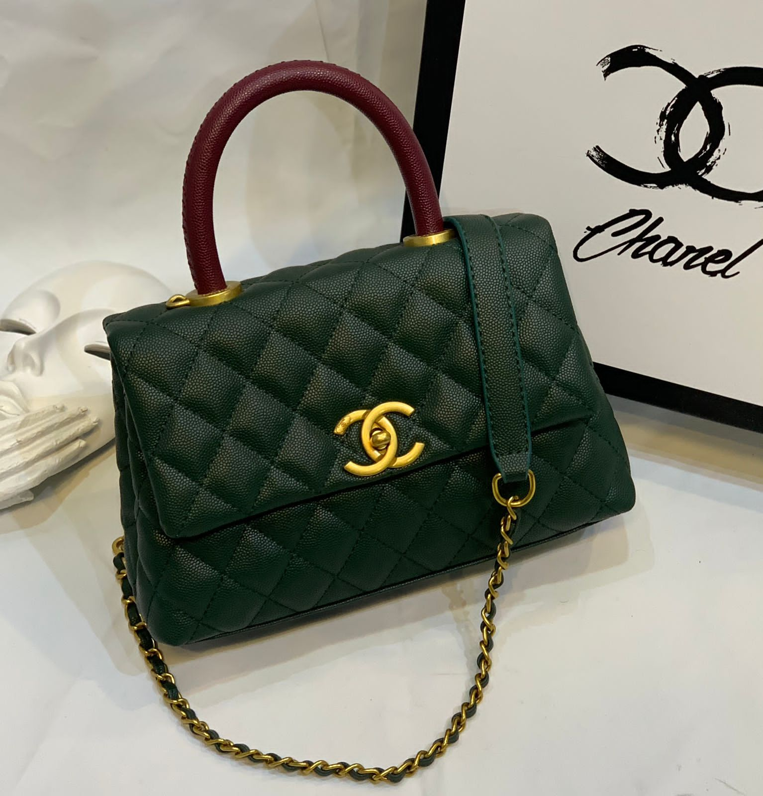 Chanel Coco Handle – A Touch of Royalty