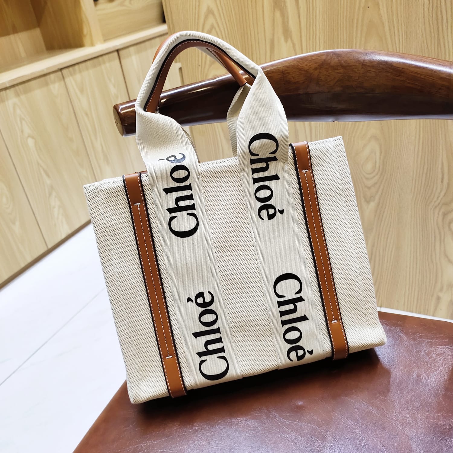 Chloé Woody Small Raffia Tote Bag