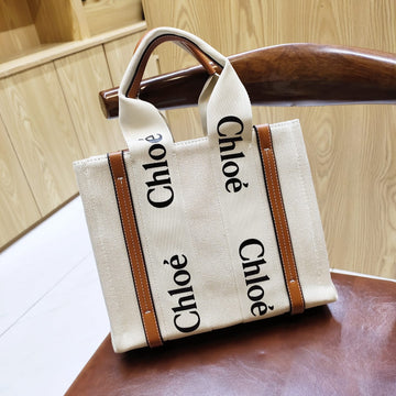 Chloé Woody Small Raffia Tote Bag