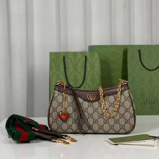 Gucci GG Supreme Canvas Shoulder Bag with Chain and Heart Charm