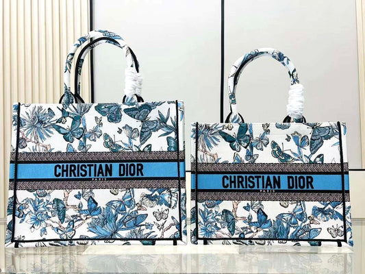 Christian Dior Book Tote Bag – Elegant Baroque Design